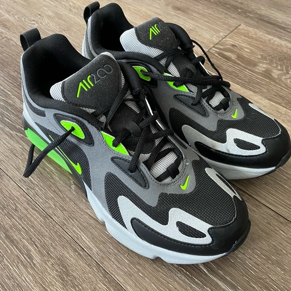 Nike Air Max 200 - Picture 4 of 8